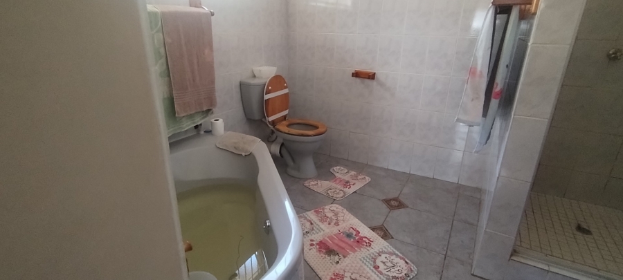 4 Bedroom Property for Sale in Morewag Free State